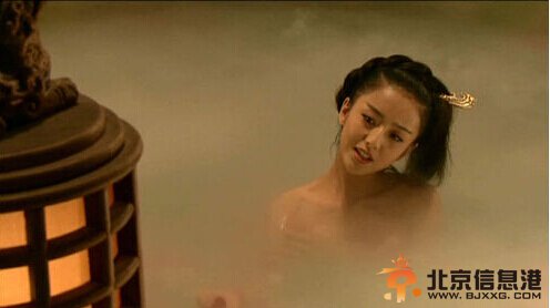 青春丫头出浴照