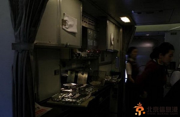 习近平专机内部照片曝光