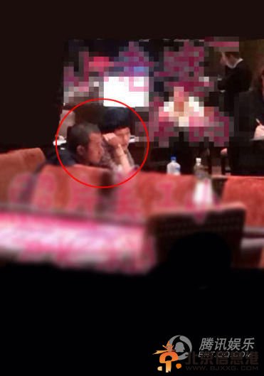 文章马伊琍现身赌场 恩爱夫妻齐齐同心狂输钱