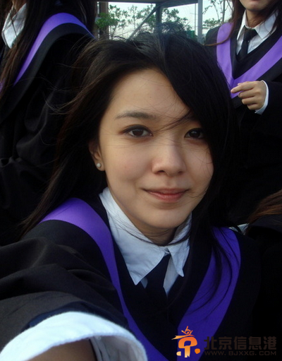 郭采洁大学毕业照曝光 女神也有小清新一面