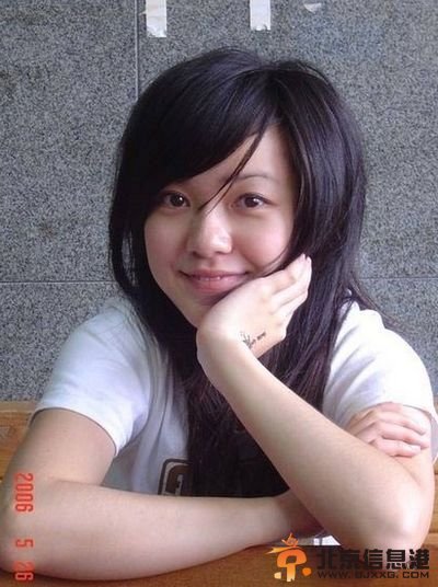 郭采洁大学毕业照曝光 霸气女王顾里秒变清新女神