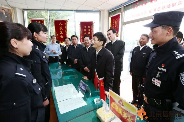 孟建柱：为西藏长治久安作出新贡献