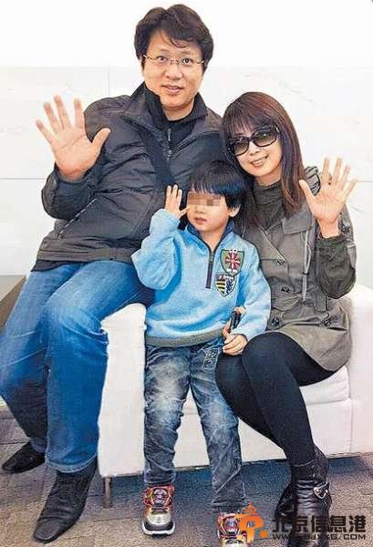孟庭苇一家三口(资料图)