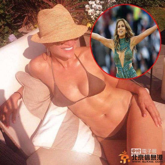 45岁詹妮弗&middot;洛佩兹晒泳装照身形结实无赘肉（图）