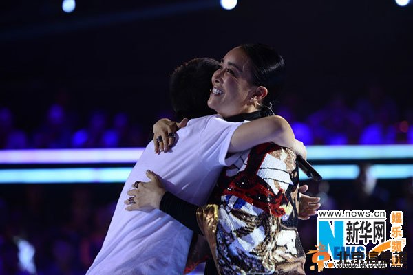 爷们身女神声！周深欢颜惊艳中国好声音 曾用9种语言演绎《Let it go》