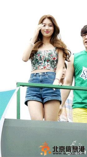 &ldquo;国民初恋&rdquo;疑遭咸猪手