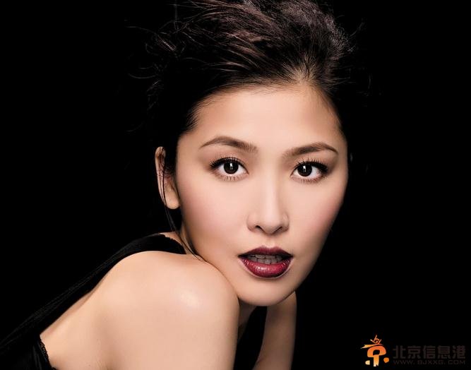 周丽淇写真