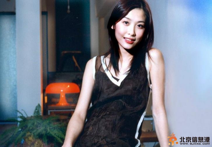 周丽淇写真