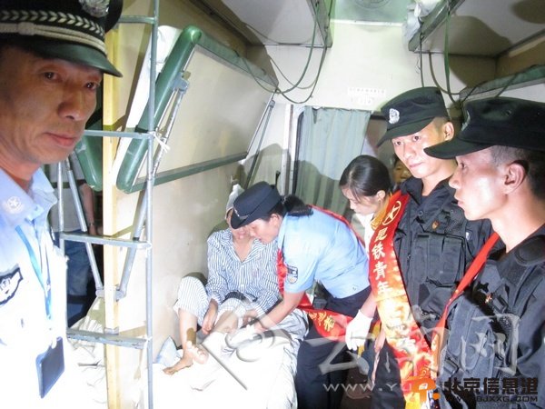 【生命·鲁甸】紧紧握住你的手