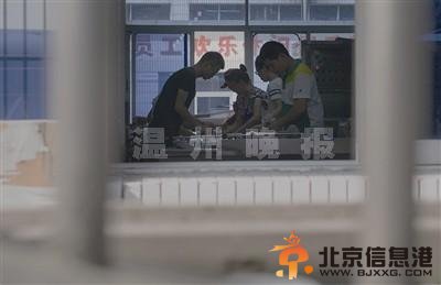 记者卧底揭消毒餐具十大黑幕：带血餐具包装过关