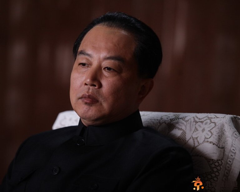 <a href='http://www.bjxxg.cn/news/lishi/' target='_blank'><u>历史</u></a>转折中的邓小平剧情介绍