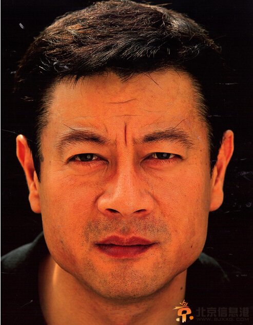 历史转折中的邓小平剧情介绍