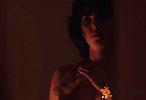 斯嘉丽约翰逊不雅照 真正全裸正面三点全露