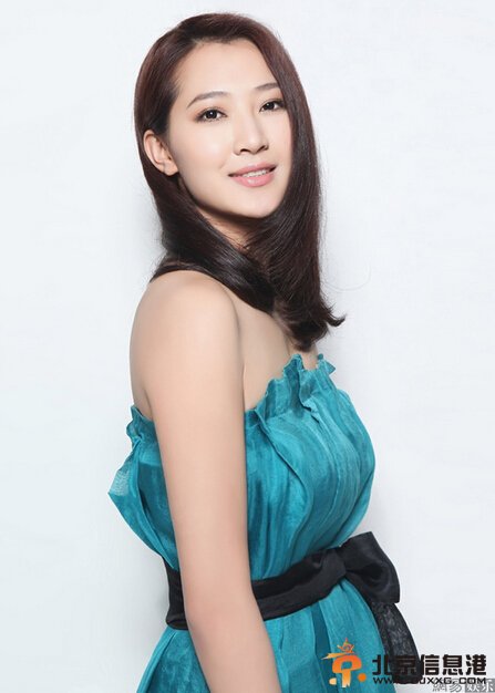 历史转折中的邓小平剧情介绍