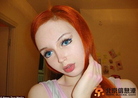 乌克兰再现16岁真人芭比 自称从未整容【组图】