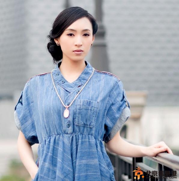黄小戈写真