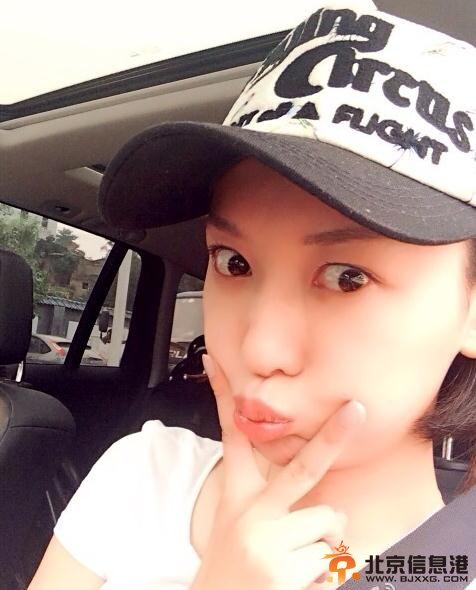 杨舒照片