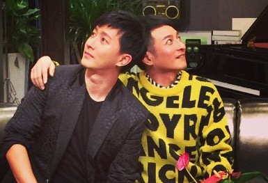 【直击韩国造星产业】数年如一日咬着牙撑过魔鬼般苦训 几百人才能红一人