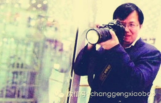 【中国第一狗仔】卓伟开通个人微博 关注谁谁出事堪称死亡笔记