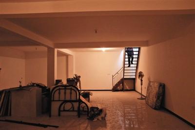 <a href='http://www.bjxxg.cn/news/beijing/' target='_blank'><u>北京</u></a>四合院私挖地下室成风 抬高身价增值上千万