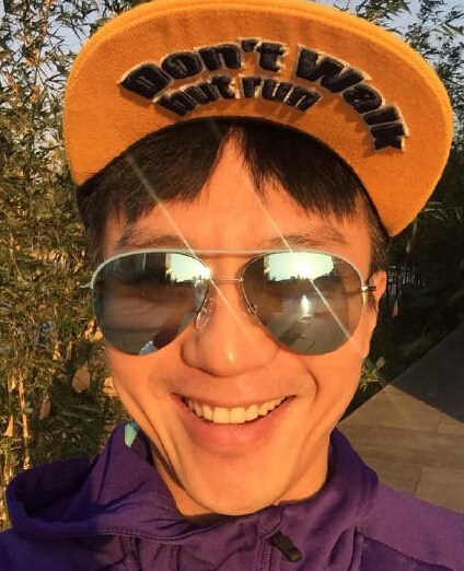 【组图】邓超搞怪九连拍 网友：用了你的照片，屏幕会莫名地变脏