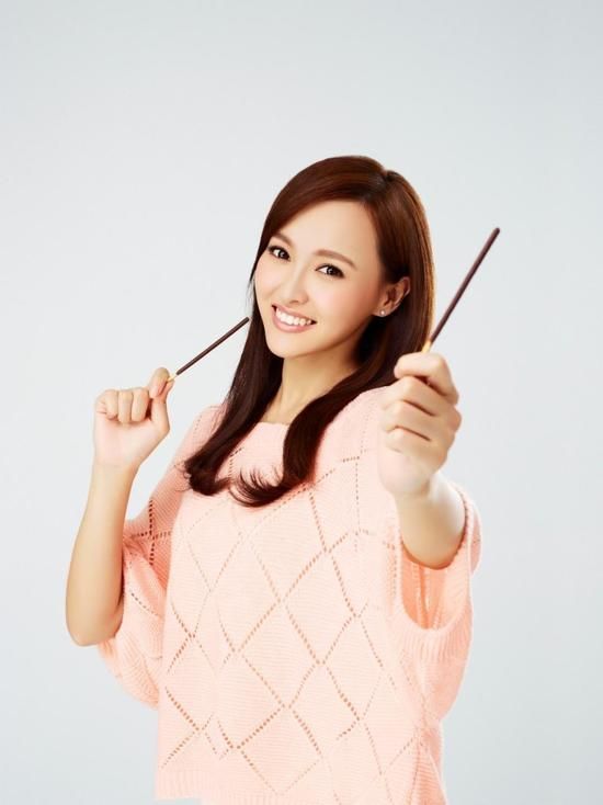 唐嫣:不当演员会是空姐 感情只有邱泽一段