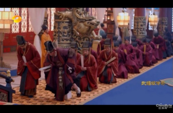 《武媚娘》穿帮镜头大盘点 网友吐槽：长孙无忌耍流氓 上朝不穿裤子【组图】
