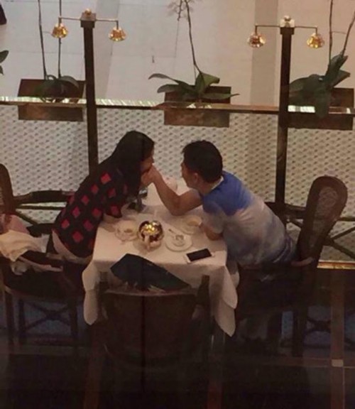 刘强东奶茶妹妹已婚?