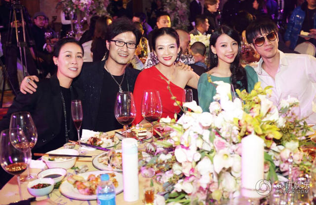 汪峰求婚成功 章子怡激动落泪说出“我愿意”