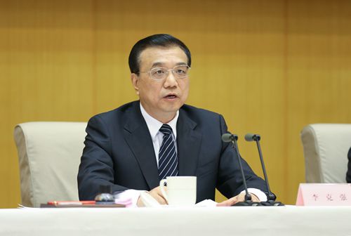李克强：公共资金是纳税人辛苦钱 一分都不能浪费 