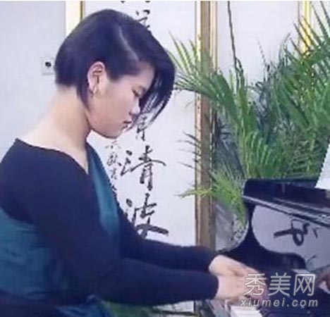 【组图】毕福剑女儿近照曝光遭网友吐槽：一看就是亲生的 盘点那些“颜值略低”的星二代