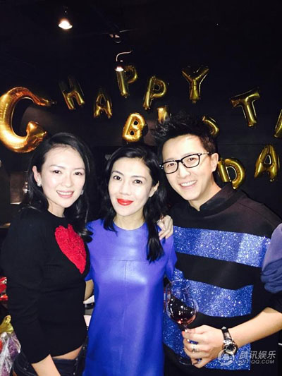 章子怡接受求婚后首露面 与韩庚同庆生笑容灿烂