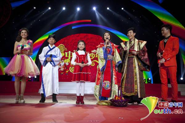 舞动网络空间，唱响青春正能量