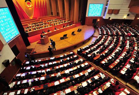 省级地方两会今将全部闭幕 60余位省部级官员履新