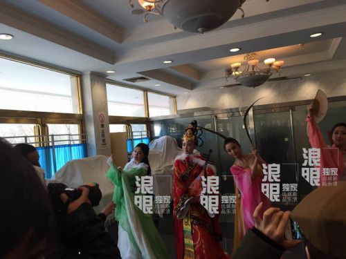 【春晚四大美女】佟丽娅秦岚王丽坤马苏斗艳 舞姿行云流水网友看的如痴如醉