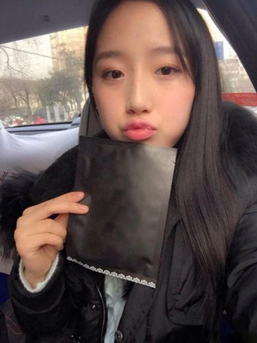 “航海”女神网络走红曾逃课玩游戏