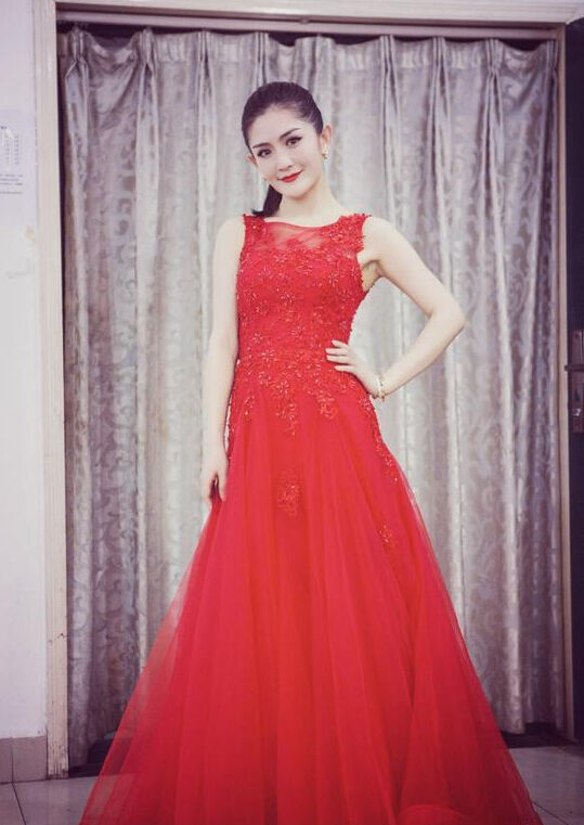 谢娜被众妈妈直指怀孕 经纪人：一直在忙