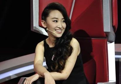 最强大脑李璐演绎窃听风云 上演听音读数一幕让观众惊叫连连