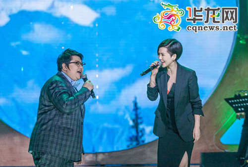 谭维维摇滚版开门见山踢馆 谭维维韩红竟成“闺蜜档”