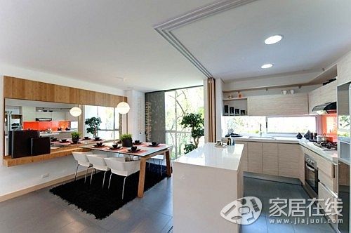 现代开放式家居案例 用色丰富而大胆