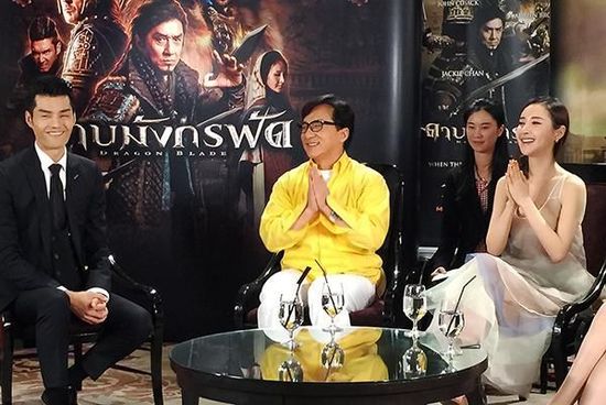 房祖名被曝搭私人飞机返台申请了特殊通关入境 母子团聚相拥痛哭