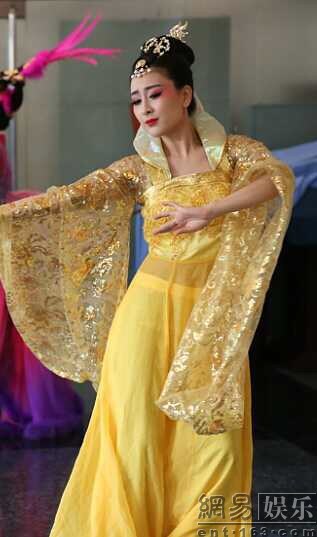 传四小花旦无缘央视春晚 《国色天香》因某些因素导致该节目被临时取消