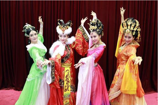 “四美”离开央视春晚 王丽坤发微博证实(图)