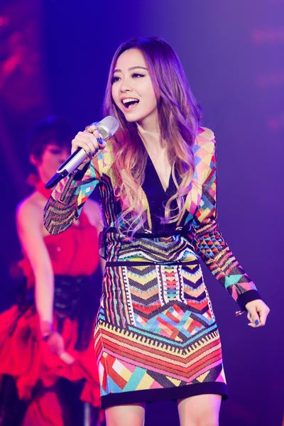 张靓颖淘汰李健夺冠 我是歌手第八场竞演名次及歌单首曝光（组图）