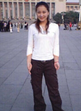 贾玲清纯照曝光 网友：岁月是一把杀猪刀