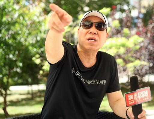 张伟平曾包养女生 承诺其当谋女郎