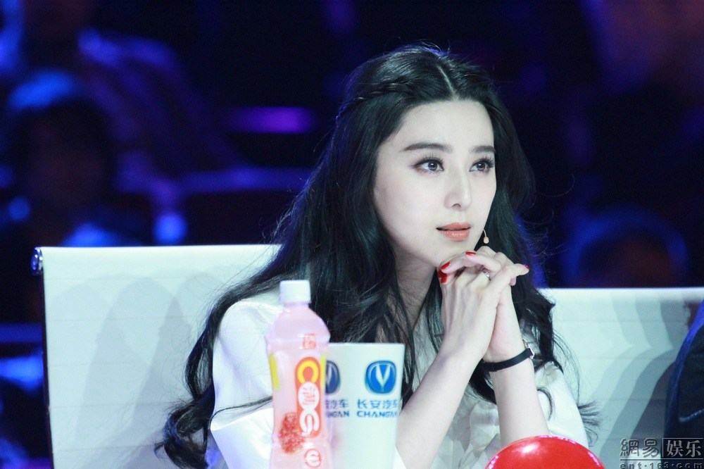 范冰冰自曝体重 《出彩中国人》第二季范冰冰挑战架子鼓