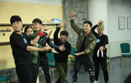 【跑男2名单】网友期待看娘娘孙俪和邓超互撕