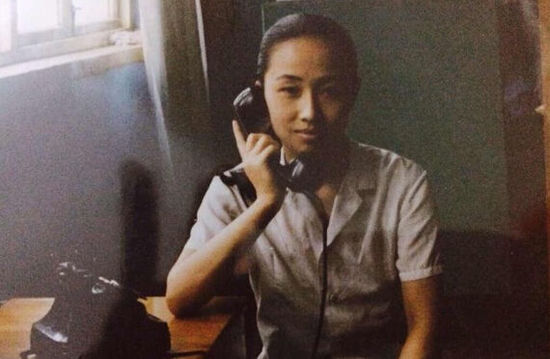 白百何31岁生日晒妈妈照片 母女被赞“姐妹花”