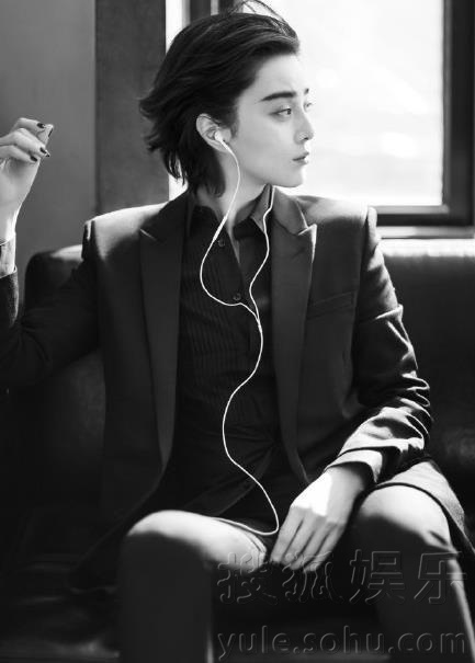 范冰冰晒出黑白性感中性酷照 网友直呼帅过金城武呀 